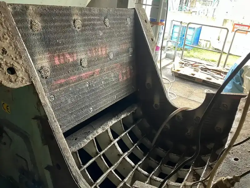 Entretien et arrêts usine